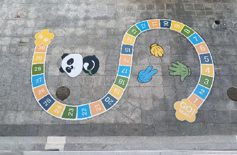 康定地面游戏彩绘