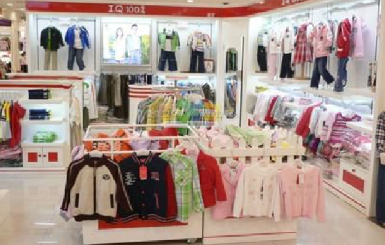 康定店面装修风格确定。